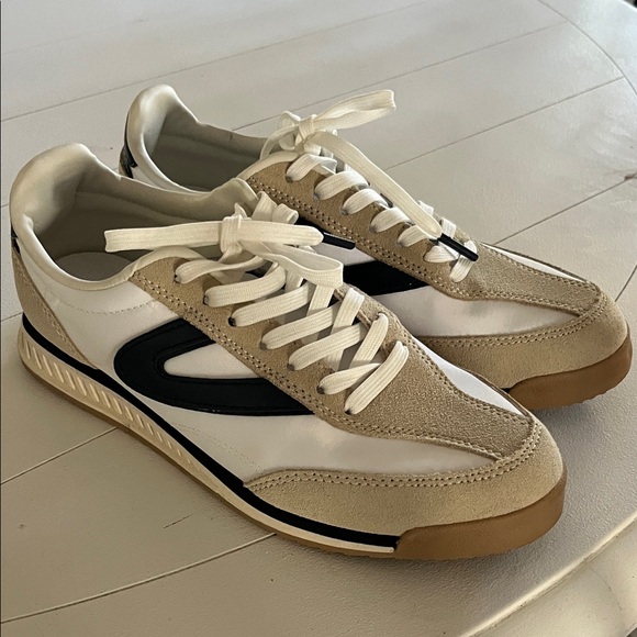 Like New Tretorn women’s Kristine sneakers 7.5 in White and Tan - Picture 1 of 8